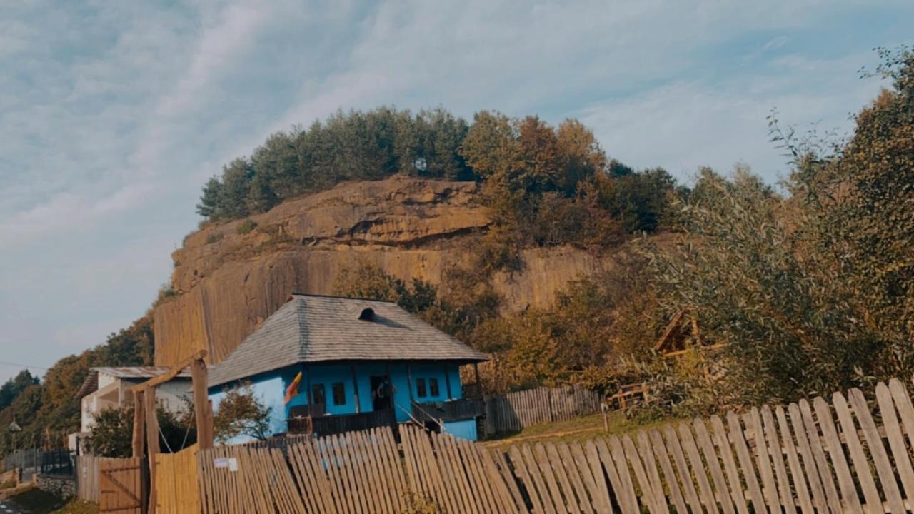 Pensiunea Colt De Rai Corbi Екстериор снимка